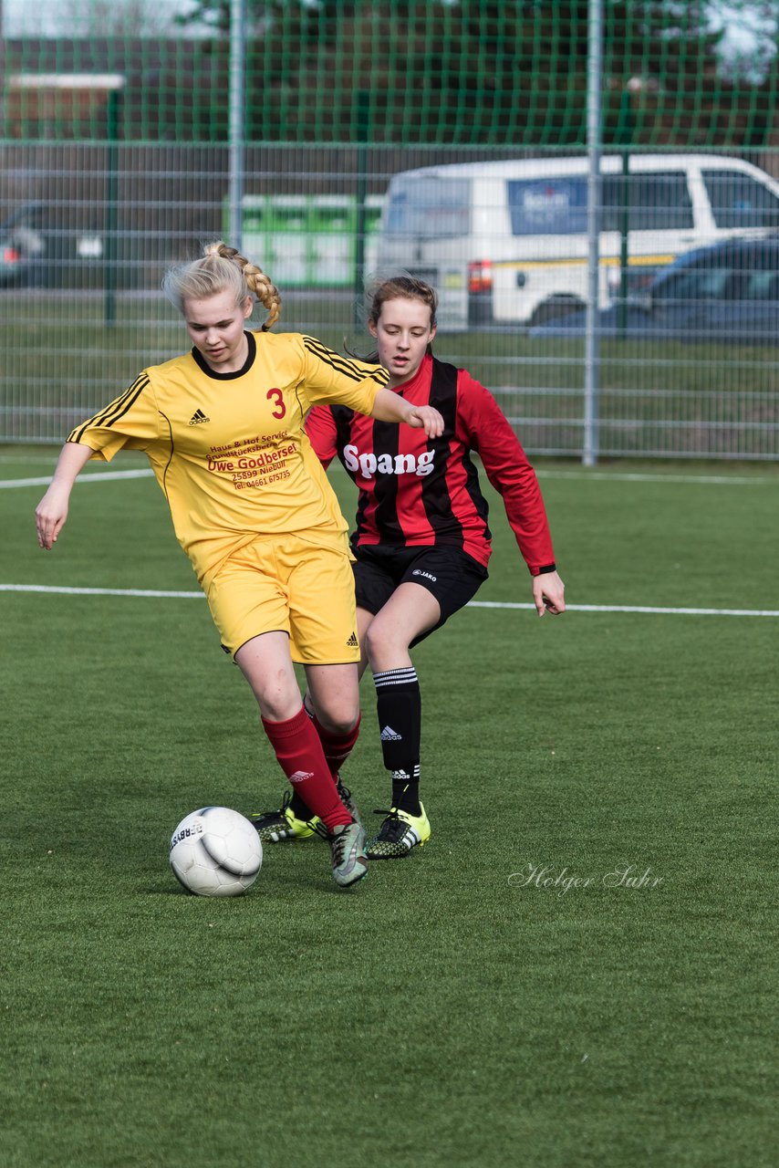 Bild 58 - B-Juniorinnen SG Weststeinburg/Bei - SV Fisia 03 : Ergebnis: 1:2